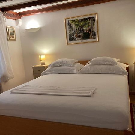 Guesthouse Vicelic 1 Dubrovnik Extérieur photo